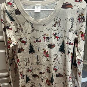 Hanna Andersson Grinch Adult Pajama Shirt with Holiday Print
